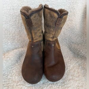 Dansko Harper Shearling Cuff Boots Stormy Brown Leather EU 40 Comfort